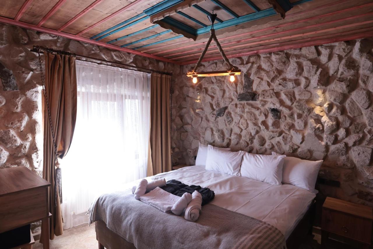 Stone Owl Otel & Restaurant Üchisar Exteriér fotografie