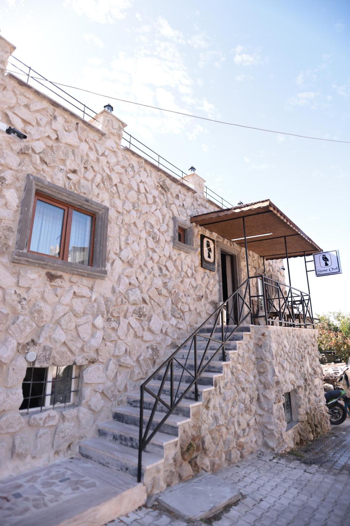 Stone Owl Otel & Restaurant Üchisar Exteriér fotografie