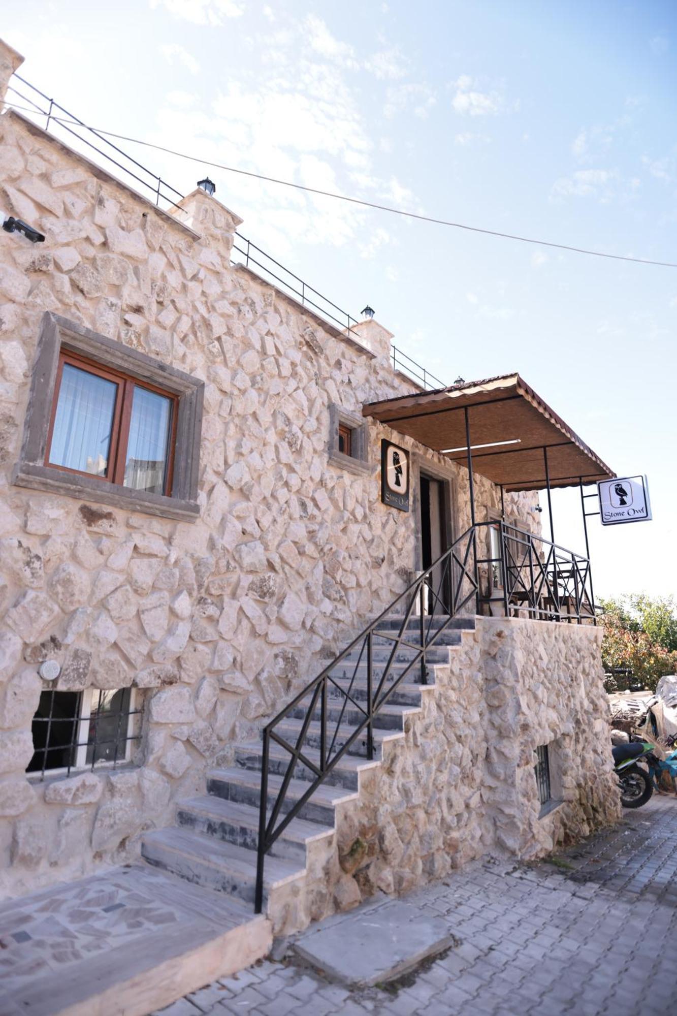 Stone Owl Otel & Restaurant Üchisar Exteriér fotografie